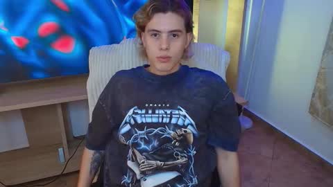 Snapshot of gemdominus chatting on 09/28/25, 08:36 Gem Dominus online show from 09/28/25, 08:36