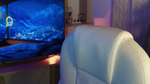 Snapshot of gemdominus chatting on 11/04/25, 10:20 Gem Dominus online show from 11/04/25, 10:20