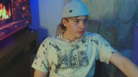 Snapshot of gemdominus chatting on 02/14/26, 12:18 Gem Dominus online show from 02/14/26, 12:18