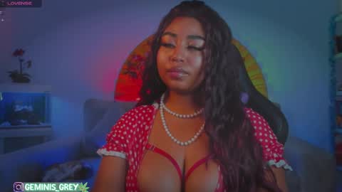 Geminis online show from 10/17/25, 02:04