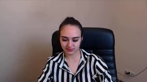 Gemma online show from 04/17/26, 05:54