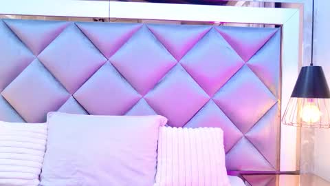 Maria  online show from 11/25/25, 03:06