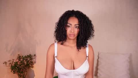 Snapshot of gemmacarter_ chatting on 06/14/26, 02:24 online show from 06/14/26, 02:24