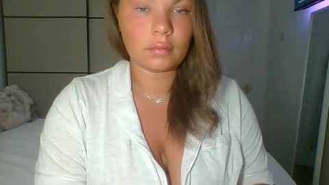 Snapshot of gemmarmalade chatting on 06/03/26, 06:16 GEMMARMALADE online show from 06/03/26, 06:16