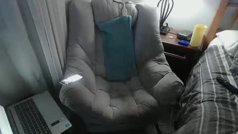 Snapshot of gemtocum chatting on 10/11/25, 03:28 gemtocum online show from 10/11/25, 03:28