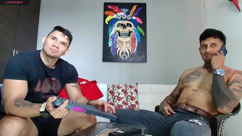 Snapshot of gendersonfit chatting on 01/20/25, 09:01 gendersonfit online show from 01/20/25, 09:01