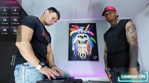 Snapshot of gendersonfit chatting on 03/11/25, 02:18 gendersonfit online show from 03/11/25, 02:18