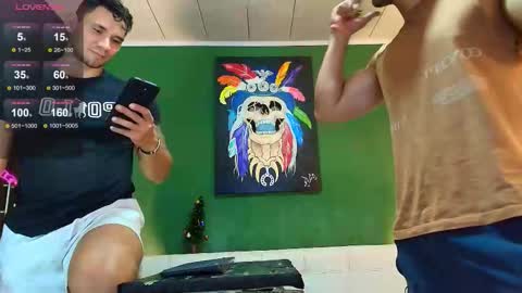 Snapshot of gendersonfit chatting on 11/17/25, 10:15 gendersonfit online show from 11/17/25, 10:15