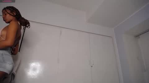 Snapshot of genesis_moretz chatting on 12/11/24, 03:13 GENESIS online show from 12/11/24, 03:13