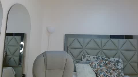 Snapshot of genesis_moretz chatting on 02/17/26, 08:48 GENESIS online show from 02/17/26, 08:48