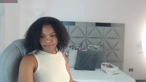 Snapshot of genesis_moretz chatting on 06/24/26, 05:17 GENESIS online show from 06/24/26, 05:17