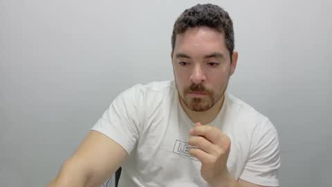 genesis_wb online show from 11/08/25, 11:47