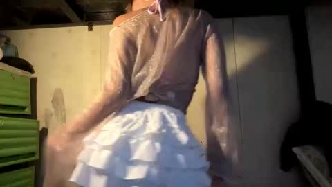 Yuki online show from 01/14/26, 06:52