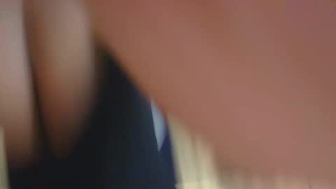 Snapshot of geni_smart chatting on 11/01/25, 11:56 Luciana online show from 11/01/25, 11:56