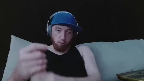 genitalwars online show from 12/18/25, 04:07