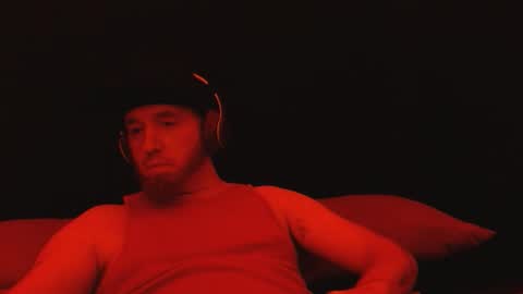 Snapshot of genitalwars chatting on 01/16/26, 09:30 genitalwars online show from 01/16/26, 09:30