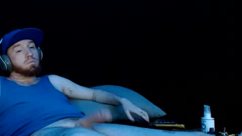 Snapshot of genitalwars chatting on 01/17/26, 10:13 genitalwars online show from 01/17/26, 10:13