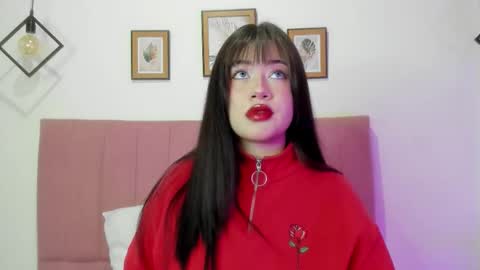 Sofia online show from 11/04/25, 03:05