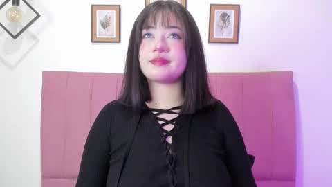 Sofia online show from 11/21/25, 04:00