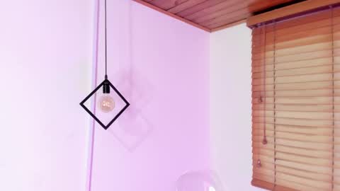 Sofia online show from 12/20/25, 04:08