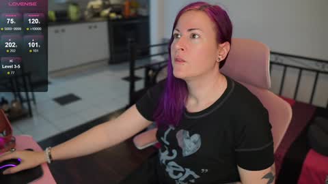 Snapshot of gennyrock chatting on 01/06/25, 01:08 Genny Rock and online show from 01/06/25, 01:08