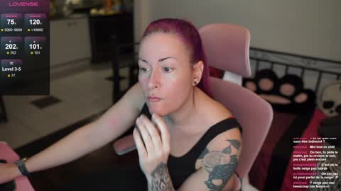 Snapshot of gennyrock chatting on 02/04/25, 11:49 Genny Rock and online show from 02/04/25, 11:49