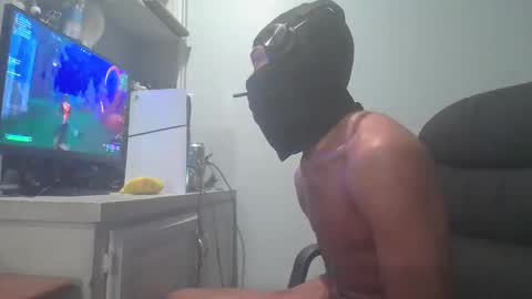 Snapshot of genowixk chatting on 10/27/25, 11:20 genowixk online show from 10/27/25, 11:20