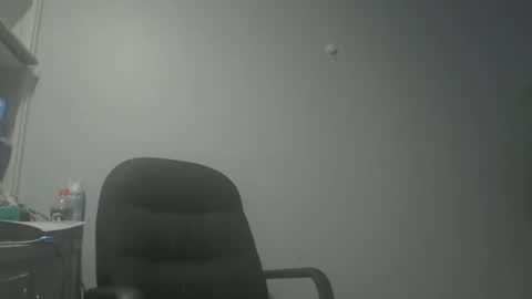 Snapshot of genowixk chatting on 11/13/25, 11:25 genowixk online show from 11/13/25, 11:25