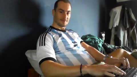 Genaro online show from 06/03/26, 01:57