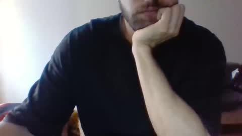 Snapshot of genry_bam chatting on 12/15/25, 07:34 genry_bam online show from 12/15/25, 07:34