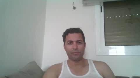 Snapshot of genteldevil chatting on 02/17/25, 09:35 genteldevil online show from 02/17/25, 09:35