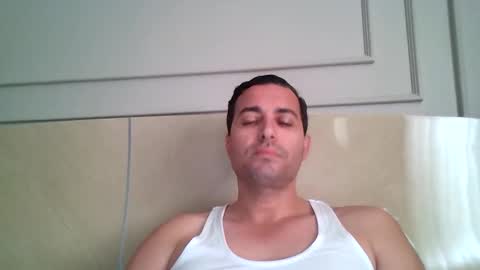 genteldevil online show from 12/18/25, 11:16