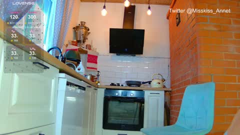 Anna online show from 01/14/25, 11:31