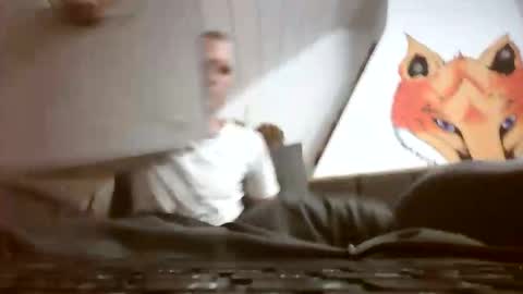 gentle_julian online show from 03/16/26, 09:46