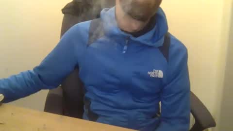 Snapshot of geon2xx chatting on 12/01/24, 07:14 Geon online show from 12/01/24, 07:14