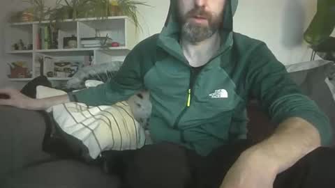 Snapshot of geon2xx chatting on 09/21/25, 08:54 Geon online show from 09/21/25, 08:54