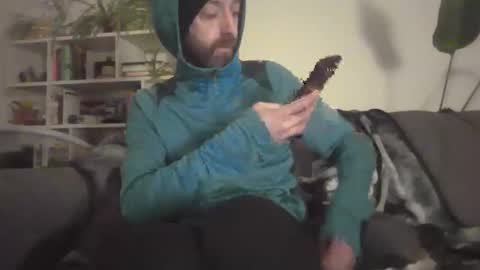 Snapshot of geon2xx chatting on 10/29/25, 06:31 Geon online show from 10/29/25, 06:31