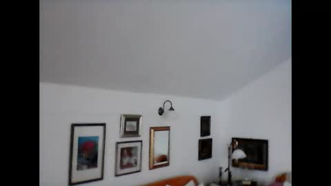 Snapshot of georg1412 chatting on 02/13/25, 09:09 georg1412 online show from 02/13/25, 09:09