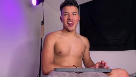 Jorge online show from 01/17/25, 01:47