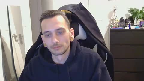 georgek0011 online show from 11/20/25, 03:39