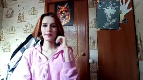 Ellie online show from 06/04/26, 03:29