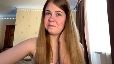 Amy is here ntmuMy TG MaevAmy online show from 04/12/26, 06:18