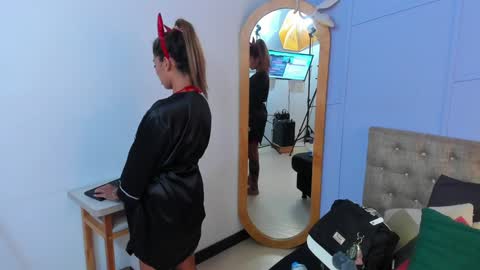 Georgina Coule online show from 01/27/25, 05:58