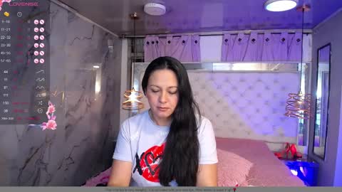 Georgina online show from 04/21/26, 01:42