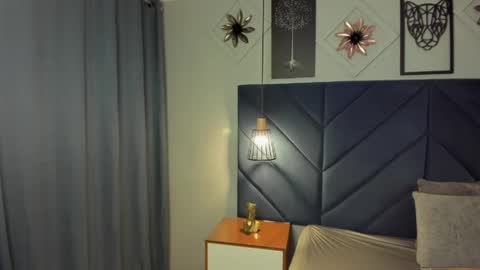 Snapshot of georgina_sensuelle chatting on 04/25/26, 11:02 Georgina online show from 04/25/26, 11:02