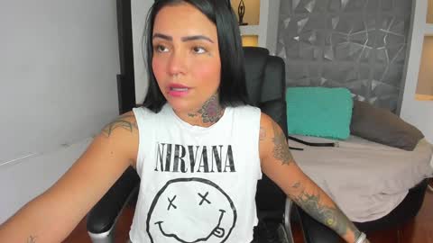 Snapshot of georgina_vega chatting on 02/03/25, 03:27 Georgina online show from 02/03/25, 03:27