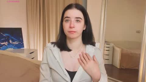 My name is Kelly online show from 11/03/25, 03:08