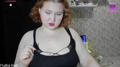 Snapshot of georginia_grimes chatting on 10/28/25, 09:57 Georginia online show from 10/28/25, 09:57