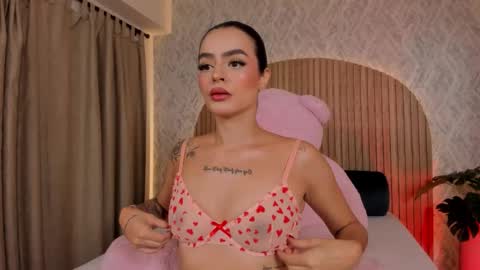 Kendal  online show from 02/17/26, 12:56