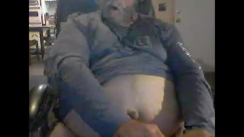Snapshot of gerabo chatting on 12/12/24, 02:15 gerabo online show from 12/12/24, 02:15